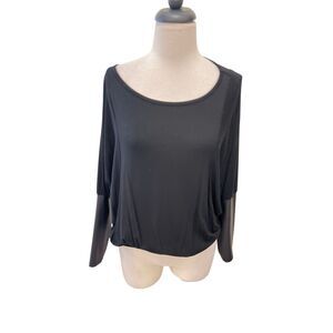 Bebe Women's Dolman Faux Leather Sleeve Elastic Hem Stretch Top Black Size XS